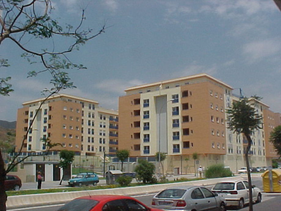 150 Viviendas en Málaga — fachada del complejo residencial