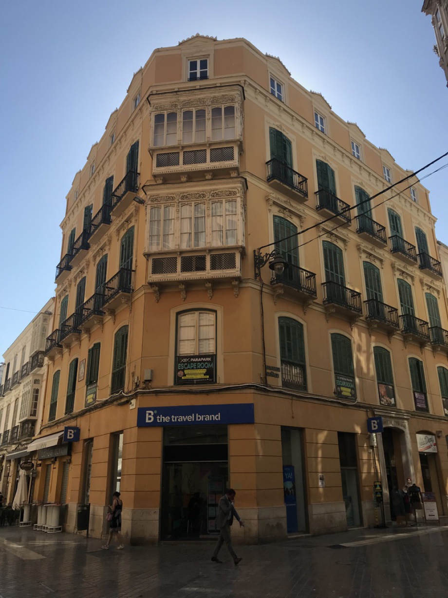 Hotel en el centro de Málaga — rehabilitación de edificio histórico