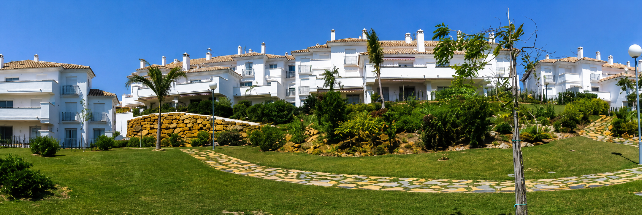 Urbanización Casares Real